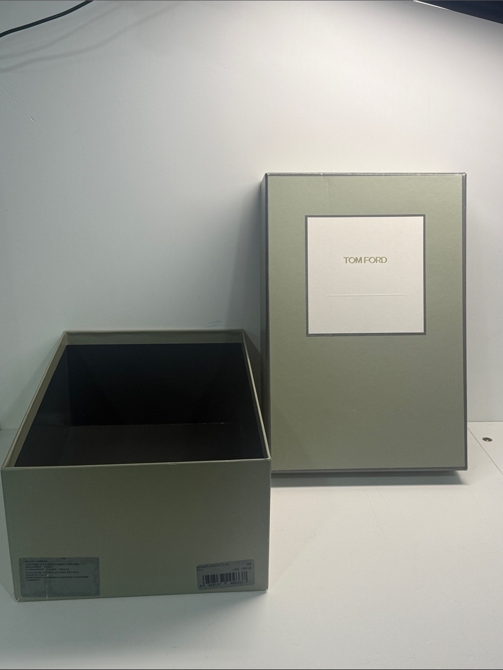 TOM FORD shoebox